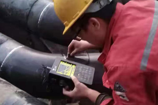 <a href=http://www.evydoomiwa.cn/e/tags/htag.php?tag=jinan target=_blank class=infotextkey>濟南</a>不銹鋼壓縮空氣管道安裝現場